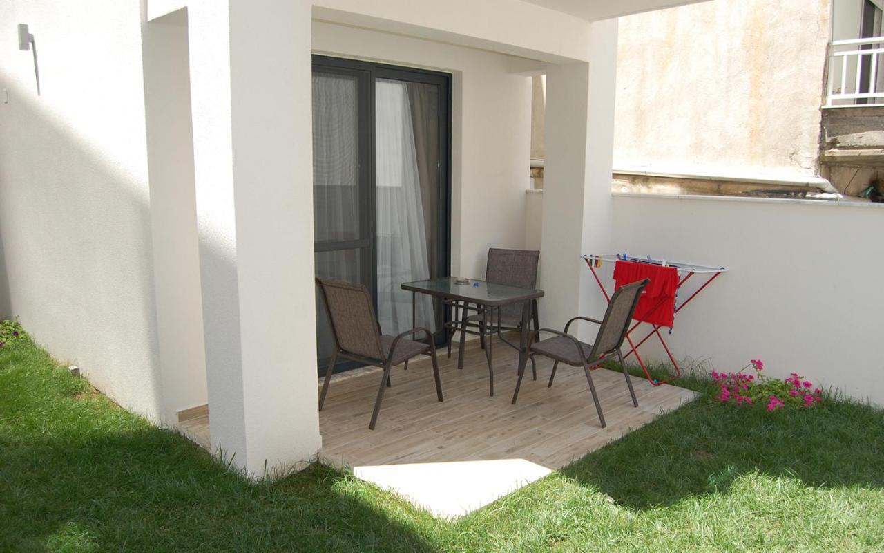 Sarti Holidays Exterior foto